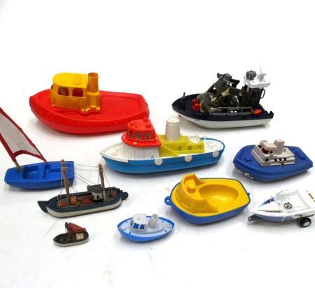 Hollywood Props Sales Props Children Toys Games Toy Boats